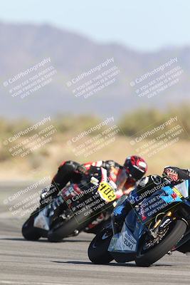 media/Oct-04-2025-CVMA (Sat) [[408bcdd6e4]]/Race 13-Amateur Supersport Open/